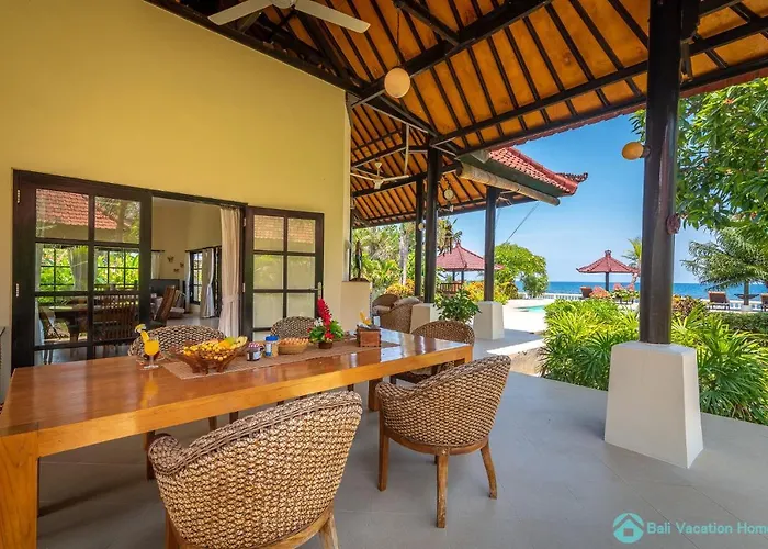 Villa Beachfront At Lovina 10p, Pool, Bbq Temukus