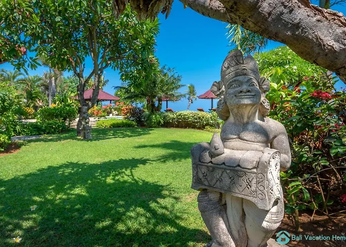 Villa Beachfront At Lovina 10p, Pool, Bbq *